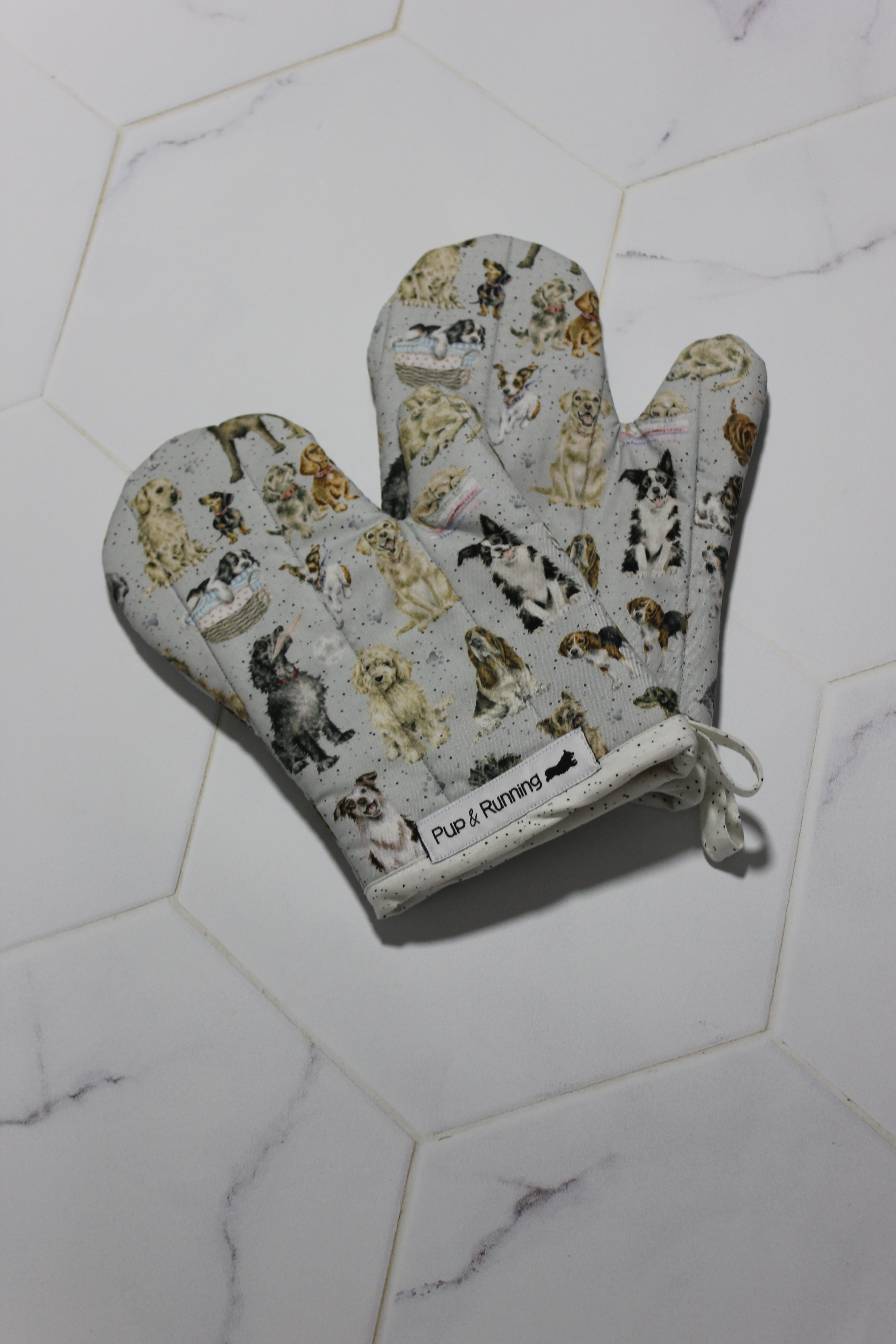 Dog-Themed Oven Mitts for the Dog-Lover Who Does It All